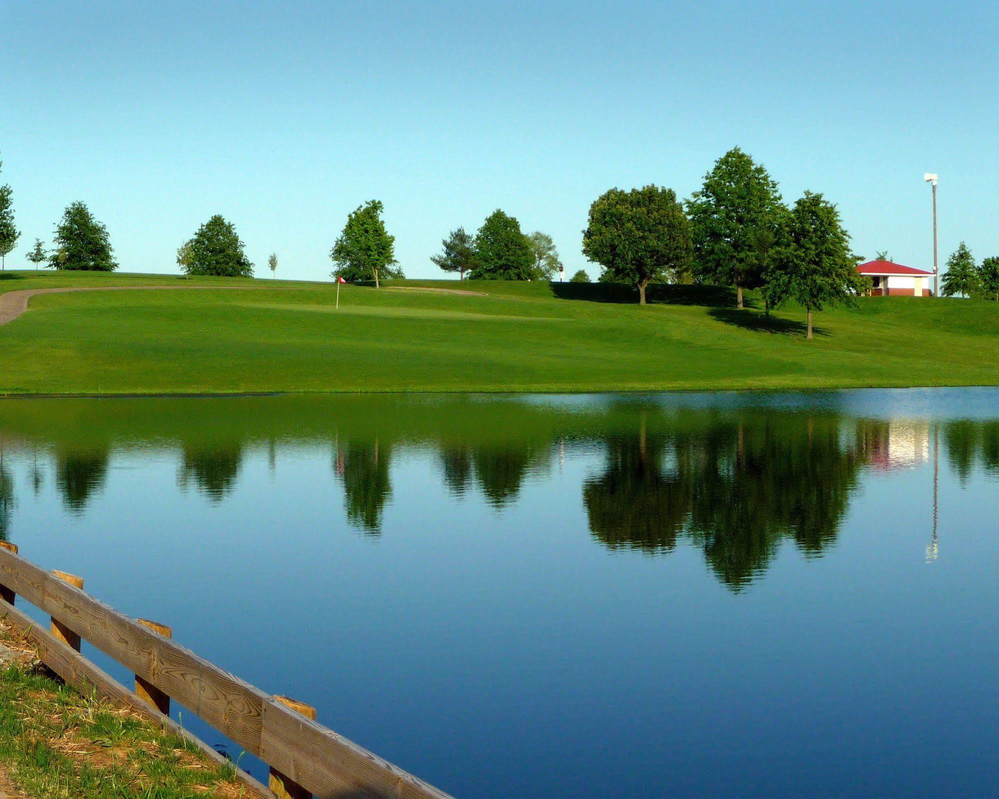 Bright Leaf Golf Resort Harrodsburg Buitenkant foto
